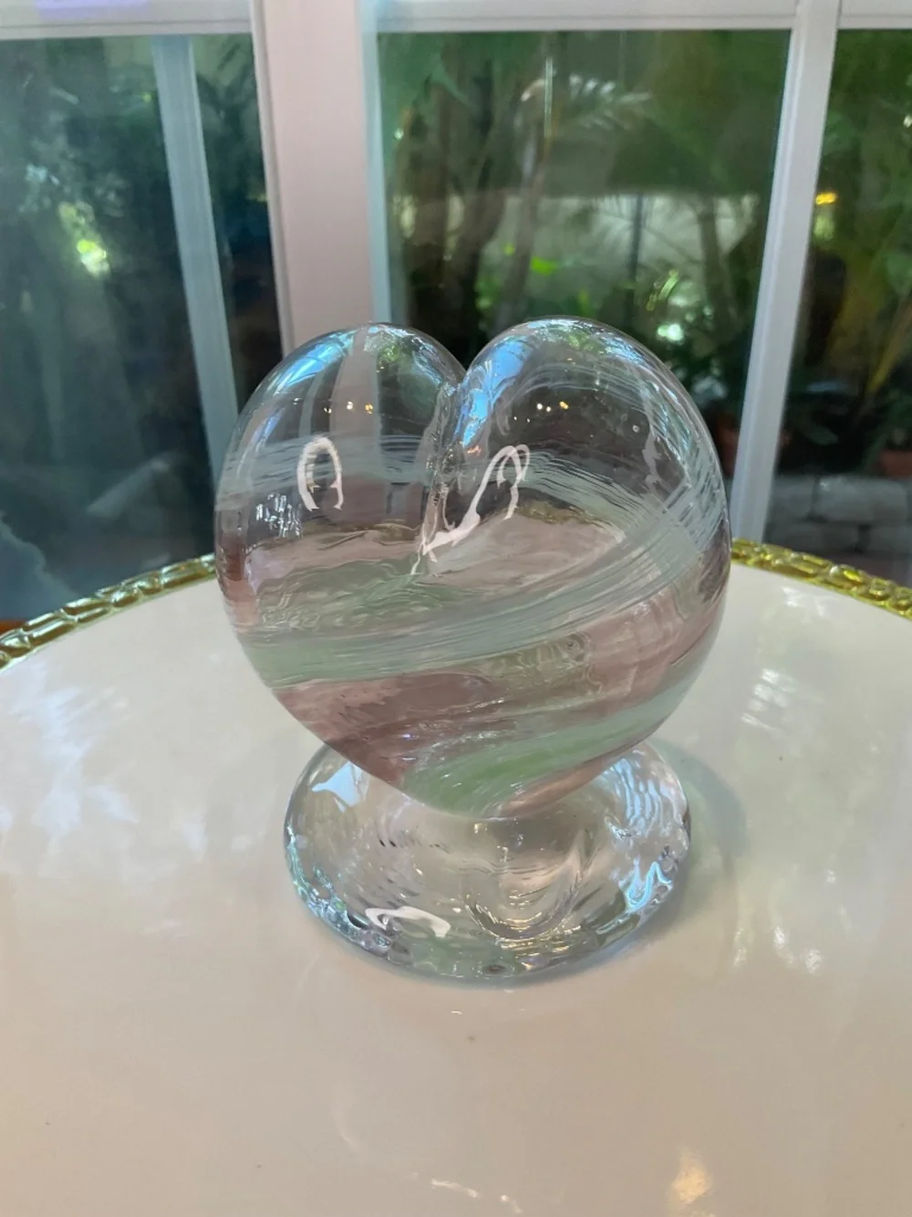 Beautiful Glass Heart ❤️ Sculpture Paperweight